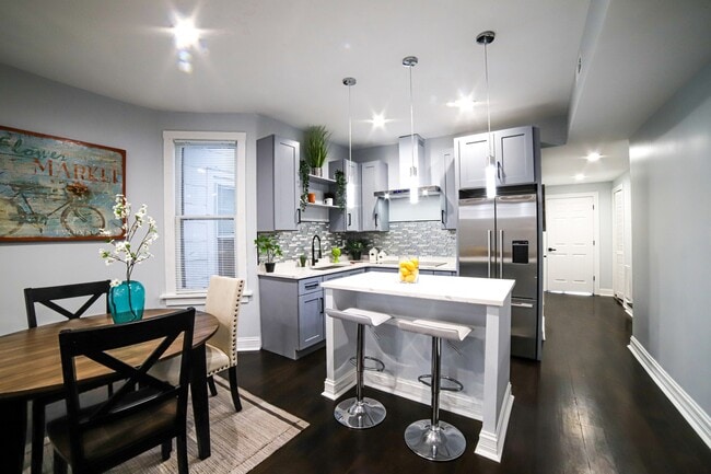 Photo - 4152 N Saint Louis Ave Unit 2