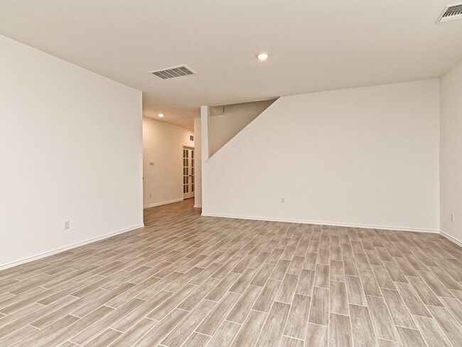 Photo - 1625 Holly Lk Dr