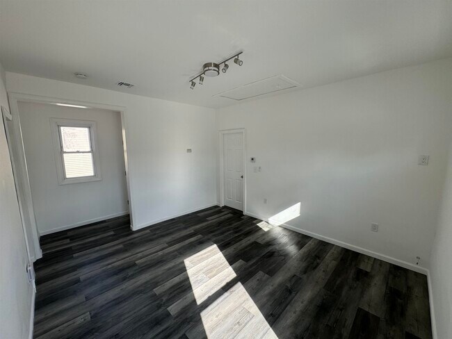 Photo - 1023 Bishop Evans Way Unit 2