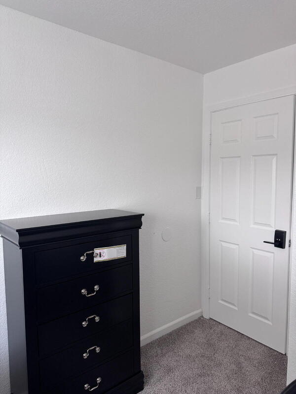 Photo - 2445 Town Cir Unit Room #4