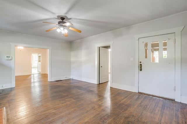 Photo - 2312 Mistletoe Ave