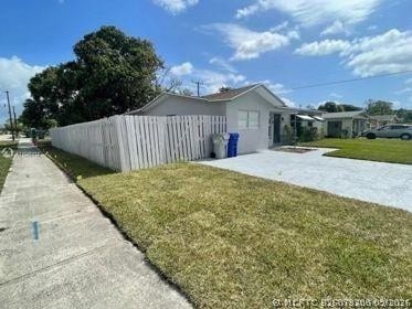 751 NW 18th St