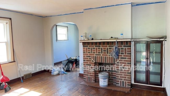 Photo - 93 Briggs St
