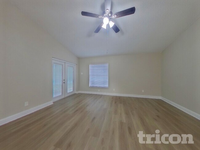 13613 Fawn Ridge Blvd