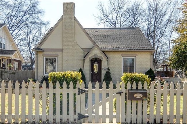 Charming East Nashville Home – Walkable to... - Charming East Nashville Home – Walkable to...