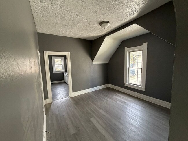 Photo - 316 W 10th St Unit 316 W 10th St  2