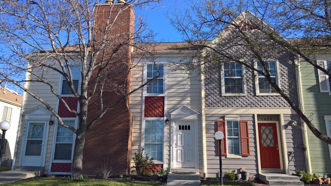 Front of Townhouse - 1432 W Telegraph Hill Dr Rental