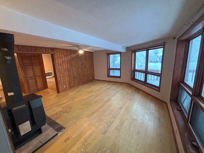 Photo - Bright 3-Bedroom Home in Town – Convenient Fairbanks Location