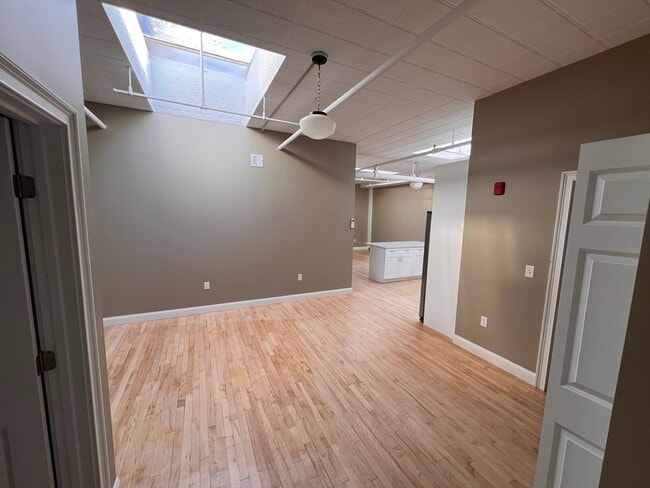 Photo - 158 Main St Unit 14