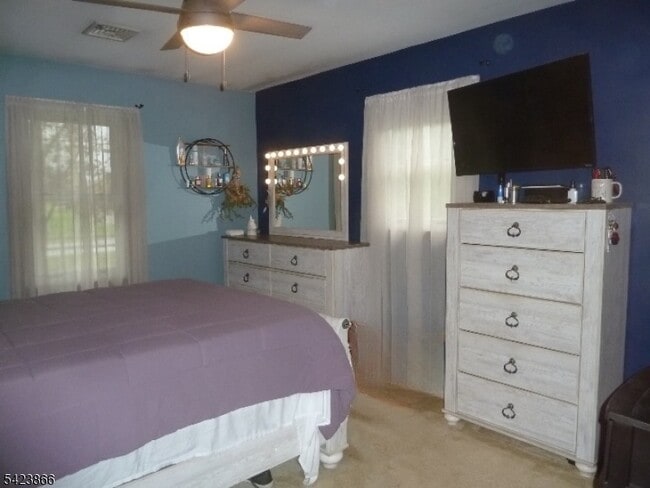 Photo - 72 Kennedy Rd