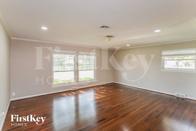 Photo - 3439 Timberview Rd