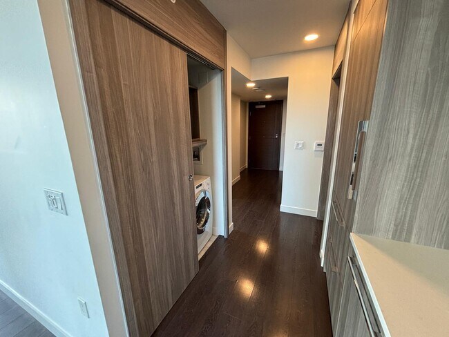 Photo - 1201-433 Southwest Marine Drive Unité 1201