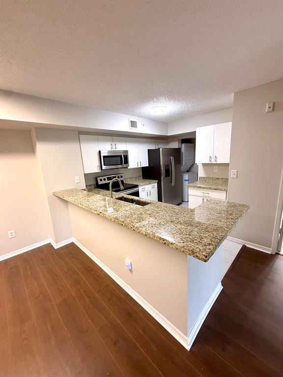 Building Photo - 2600 S University Dr Unit 224