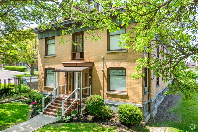 514 Walnut Ave