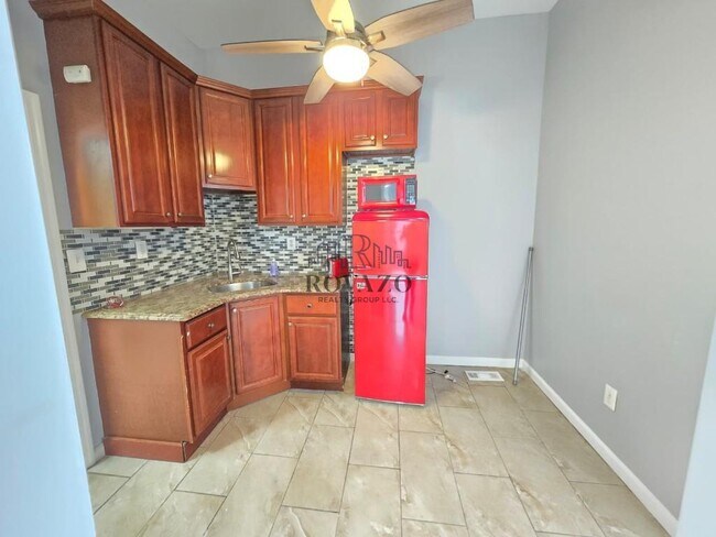 Photo - 42 Crawford St Unit 1