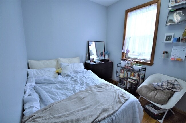 Photo - 179 Putnam St Apartments Unit 2