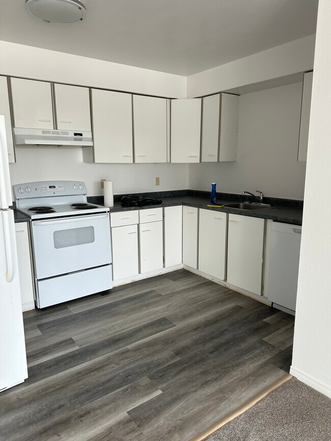 Photo - 130 Bell Farm Rd