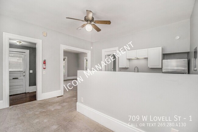 Photo - 709 W Lovell St Unit 1