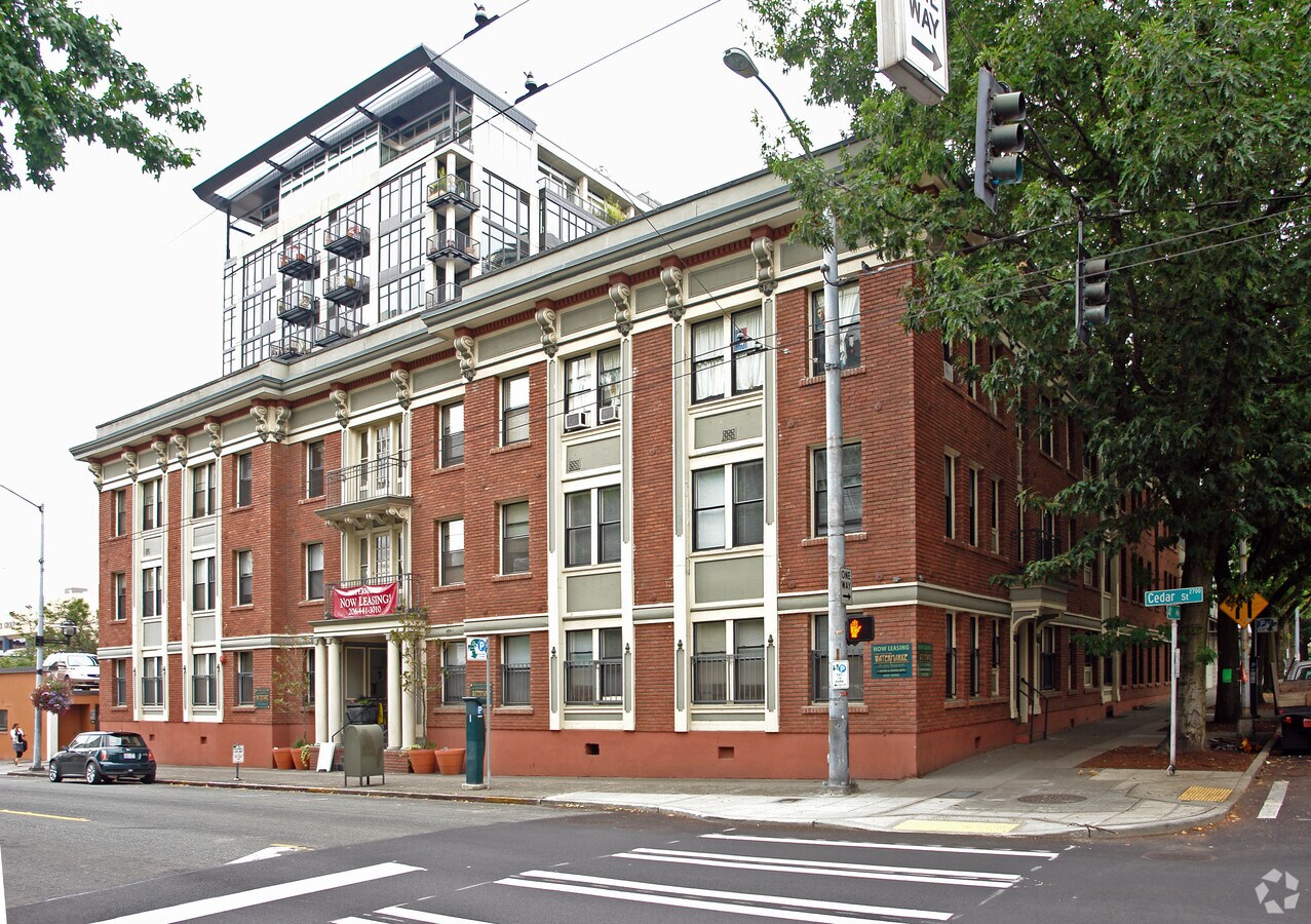 Watermarke Apartments Seattle, WA