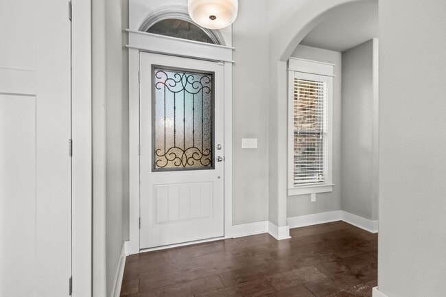 Photo - Come home to this stunning 4 bed/2 bath split floorplan home in Centerton!