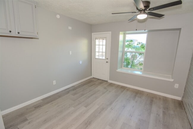 Photo - 15259 Buckle Ln Unidad True