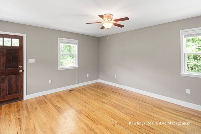 328 Old Fort Rd