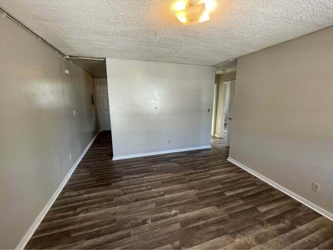 Building Photo - 1624 W 36th St