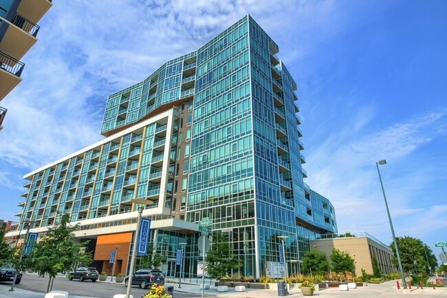 Building Photo - 4200 W 17th Ave Rental