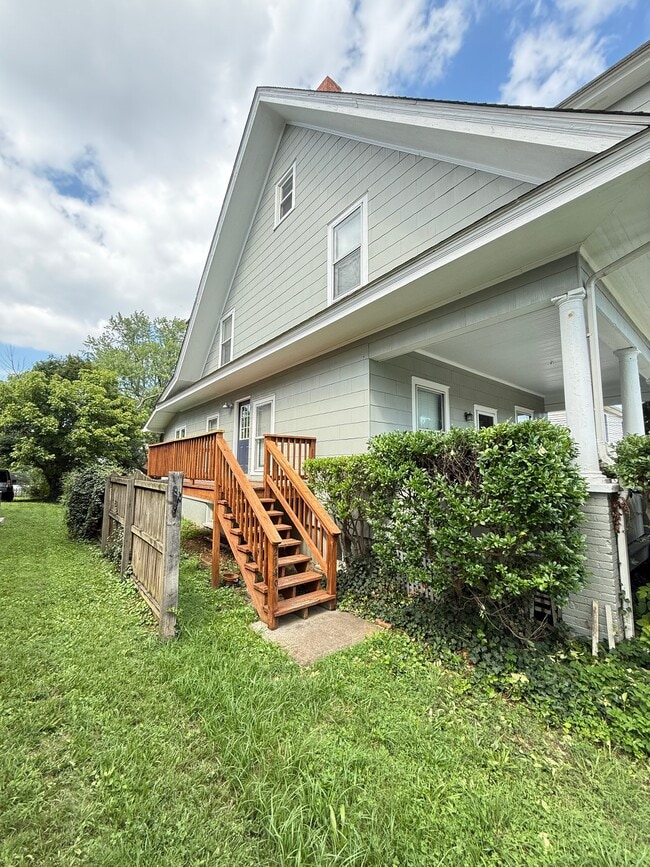 Photo - 2147-2149 Berkley Ave SW Unit 2149