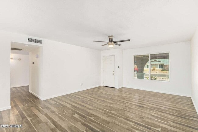 Photo - 5449 W Sierra St