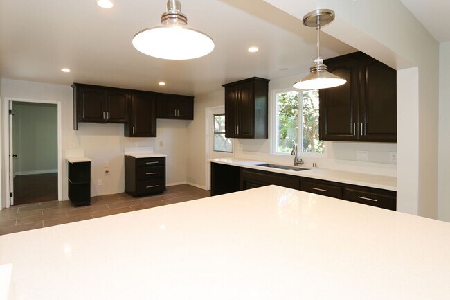 Photo - 12024 Alberta Dr