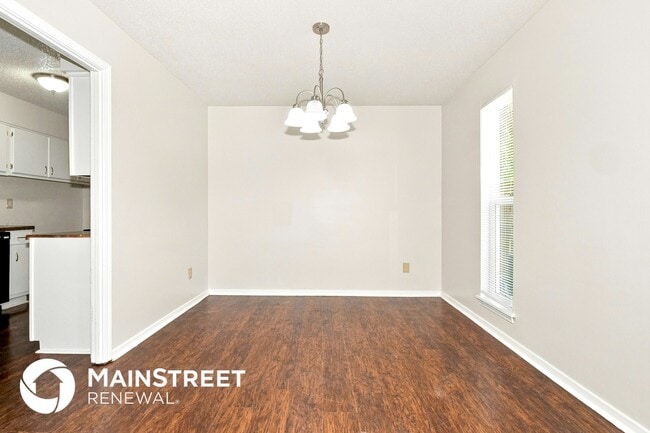 Photo - 3661 Barberry St