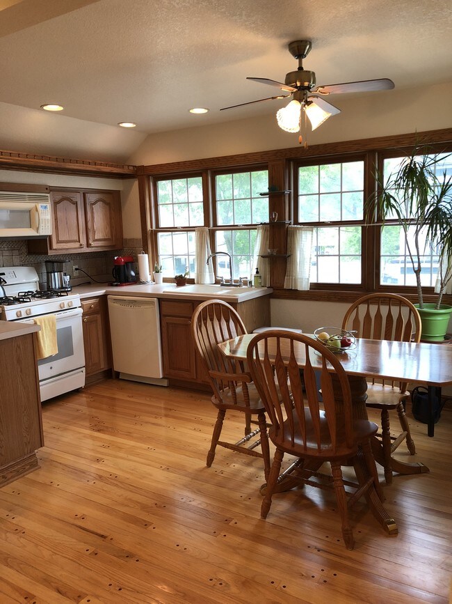 Photo - 2446 N Cramer St Unit A