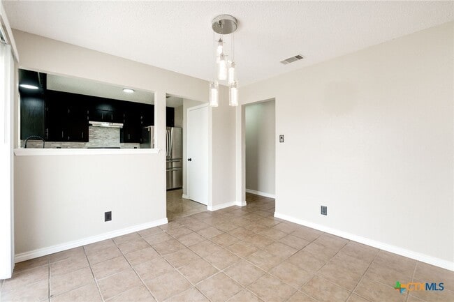 Photo - 1701 Kingman Rd