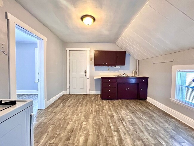 Photo - 2417 Reynolds St Unidad 2