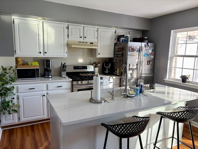 Photo - Updated 2 Bed 2 Bath Townhouse in Marietta