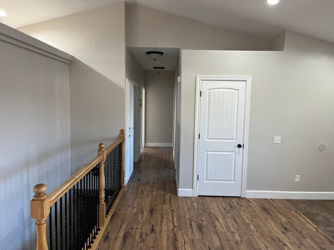 Photo - 3700 Merlin Dr