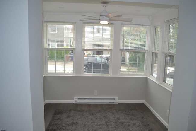 Photo - 103 N Harvard Ave