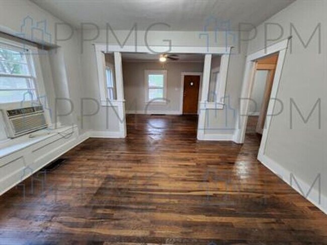 Photo - 2 bedroom House For Rent