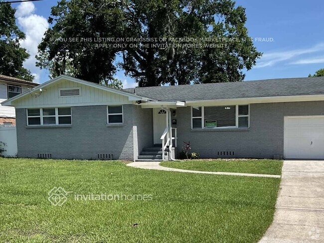 Building Photo - 8519 Lamanto Ave N Rental