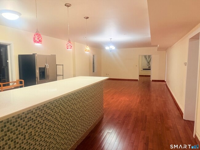 Photo - 7 Elm St Unit 3 FL