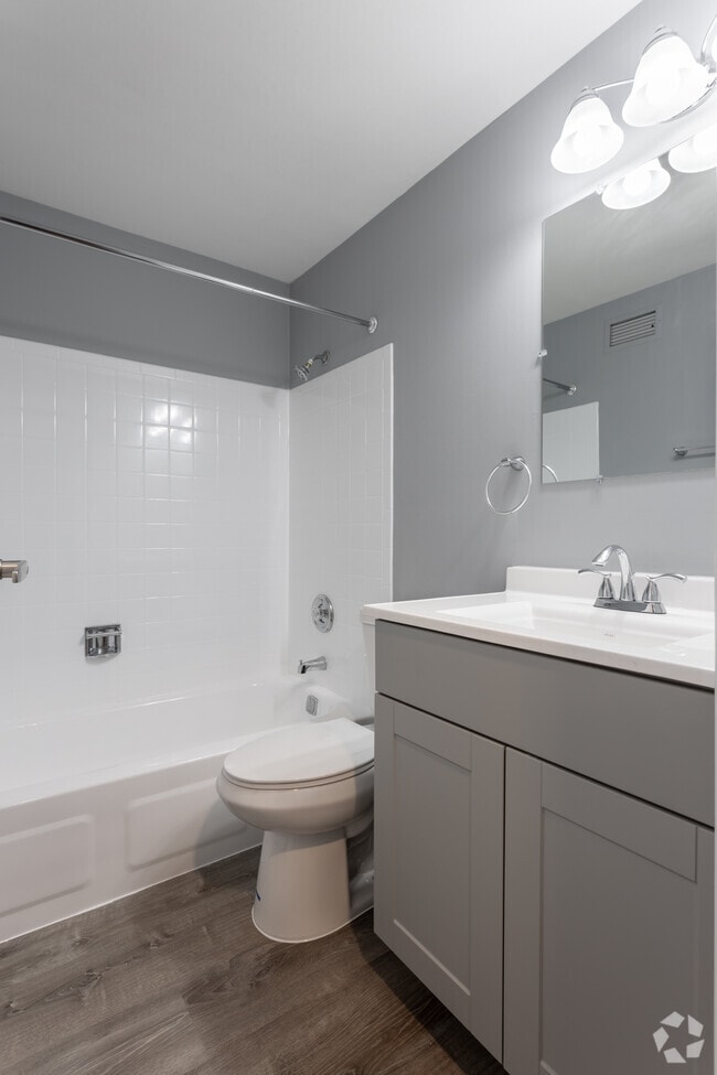 Oak Lawn Blu Apartments For Rent in Oak Lawn, IL