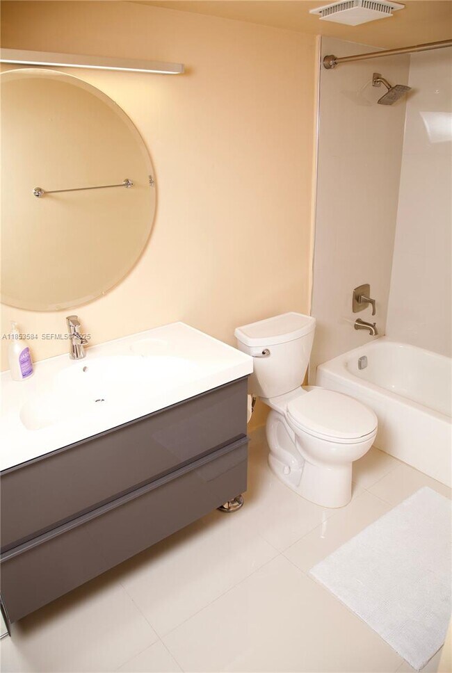 Photo - 210 174th St Unit 1107