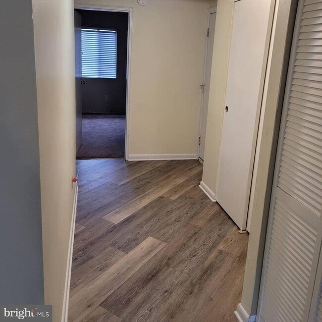 Photo - 1605 Meadowview Ln Unit 1605