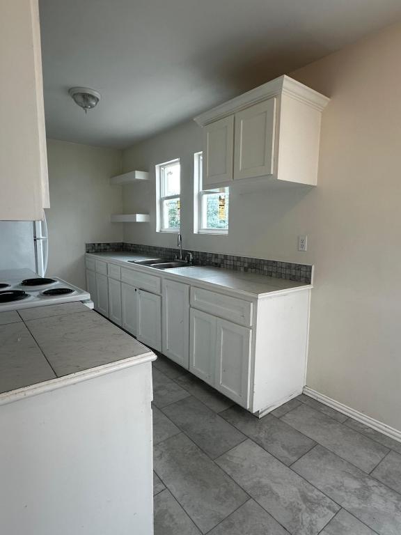 Photo - 101 W 8th St