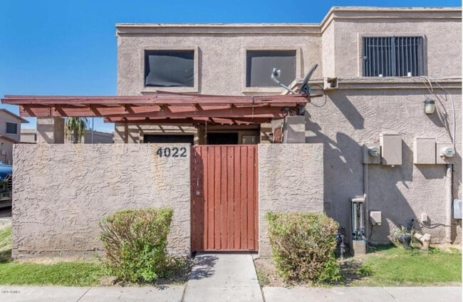 Photo - 4024 W Reade Ave