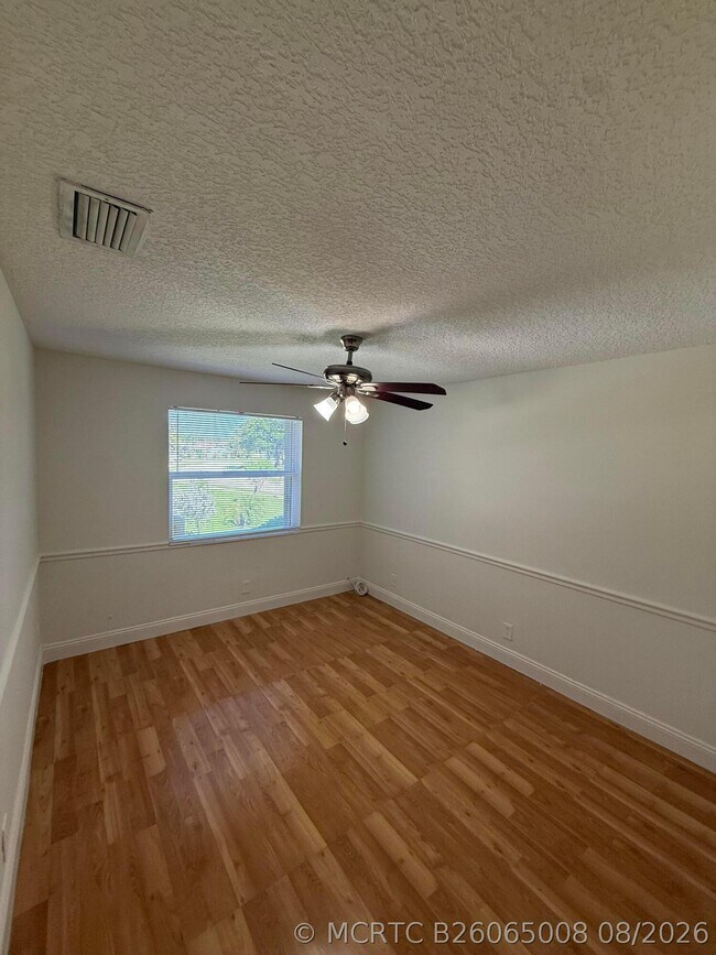 Photo - 5515 N Lakewood Cir Unit 124