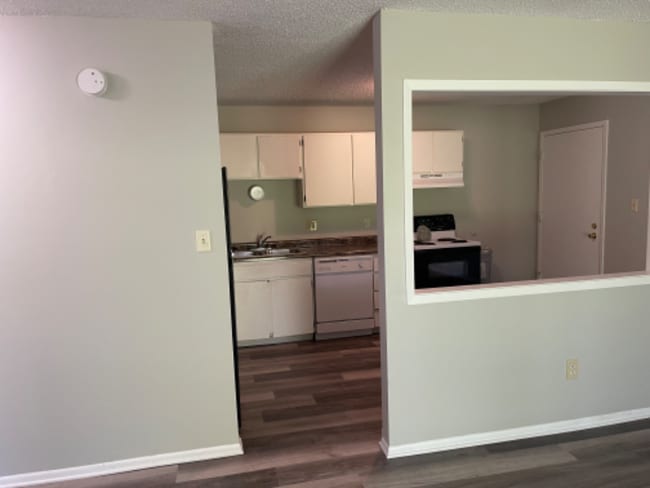 Photo - 1831 Fuller Rd Unidad 9