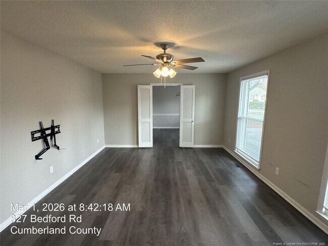 Photo - 825 Bedford Rd