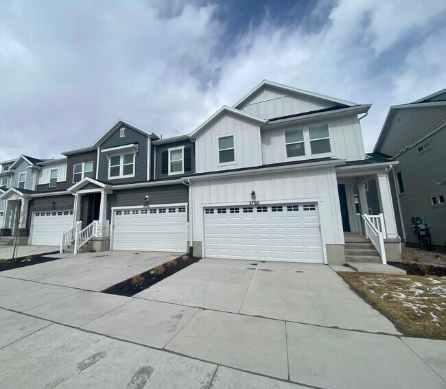 Photo - 3792 Big Horn Dr